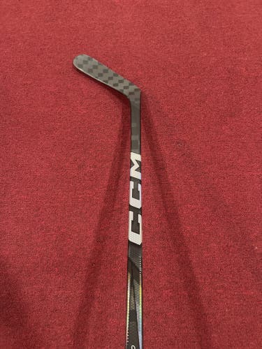 One Stick CCM Jetspeed FT6 Pro Left Hand P92 55 Flex Pro Stock (New) Stick Item#BFT62