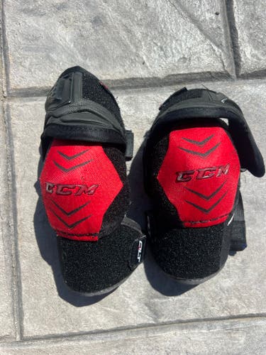 Junior Medium CCM QLT Elbow Pads (Used)