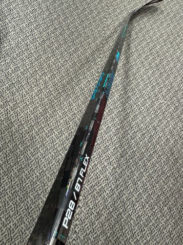 Bauer Twitch 87 Flex P28 curve left hand stick