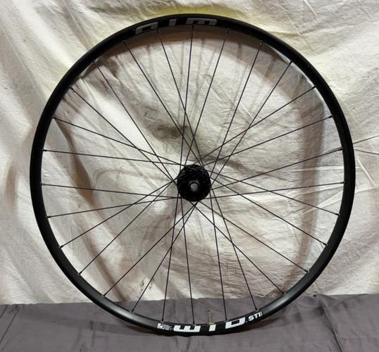 WTB ST i23 Light 28-Spoke Tubeless Disc Brake Thru Axle 622x23/29er Front Wheel