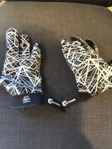 Black Large Youth Cutters Gloves (Used)