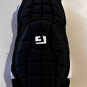 Black Junior Elbow guard (Used)