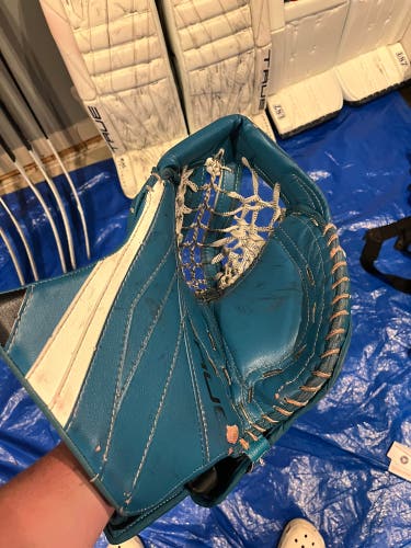 True 580 Glove