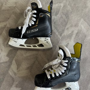 Bauer Supreme Hockey Skates Size 2.5, 1.5 D (Barely Used)