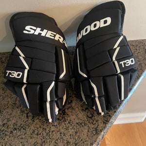 Sher-Wood Hockey player Gloves