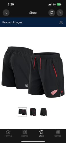 NEW Medium Detroit Red Wings Shorts