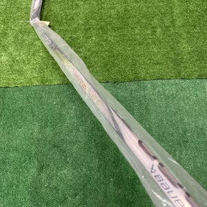 Junior Bauer Vapor Hyperlite 2 Hockey Stick Right Handed P28 (New)