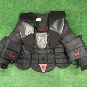 Senior Large CCM AB500 Goalie Chest Protector (Used)