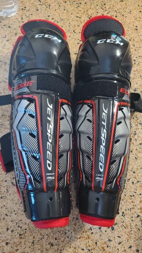 Youth CCM Jetspeed edge 11" Shin Pads (Used)
