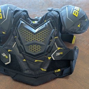 Bauer Supreme 3S Shoulder Pads