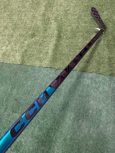 Senior CCM Vizion Hockey Stick Left Hand P29 (Used)