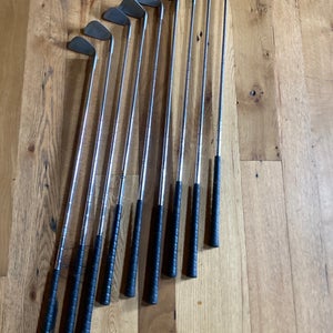 Men's Dunlop Black max Left Hand Wedge Steel Shaft (Used)