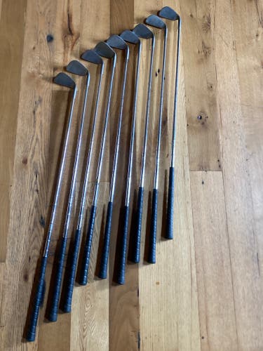 Men's Dunlop Black max Left Hand Wedge Steel Shaft (Used)