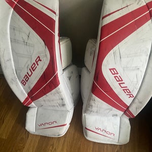 Small Bauer Vapor X700 Goalie Leg Pads (Used)