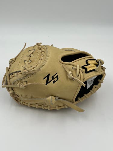 SSK Z5 Youth Lefty 32.5 catchers mitt baseball glove