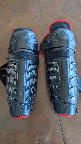 Junior CCM JetSpeed FT350 11" Shin Pads