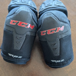Junior Medium CCM RBZ 130 Elbow Pads (Used)