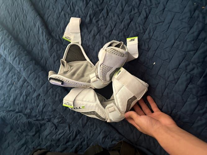 Adult Medium/Large STX Cell VI Arm Pads (New)