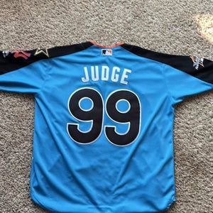 Authentic 2017 Arron judge all star jersey (never worn)