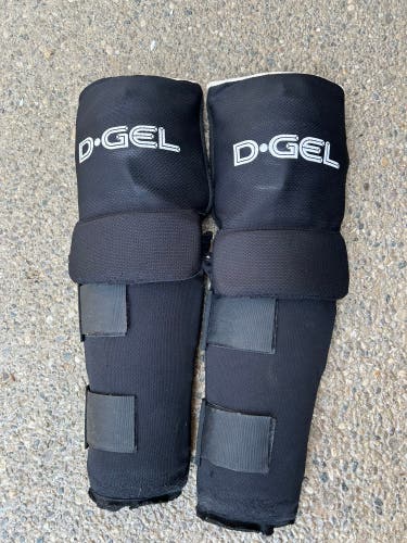 D-Gel Hockey Referee Shin Pads