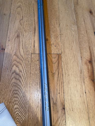 Adult Maverik Apollo Shaft (Used)