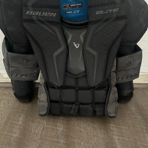 Medium  2023 Bauer Elite Goalie Chest Protector  (Used)