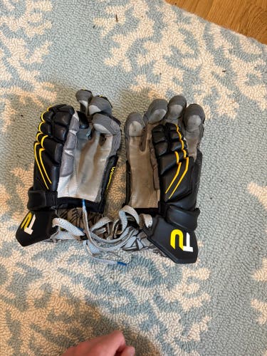 Towson used lacrosse gloves