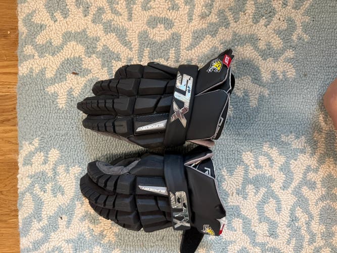 Towson used STX lacrosse gloves
