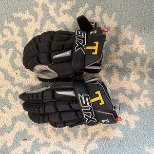 Towson used STX lacrosse gloves
