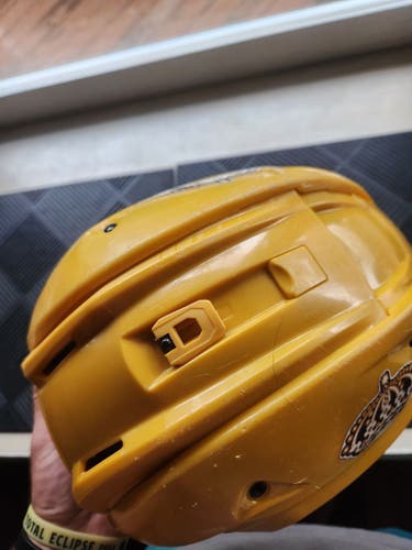 Large Bauer Re-Akt 150 Helmet  (Used)