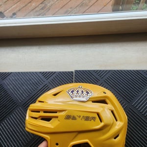 Large Bauer Re-Akt 150 Helmet  (Used)