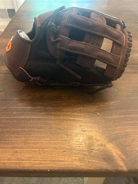 RH Nokona X2 ELITE Baseball Glove 11.75" (New)