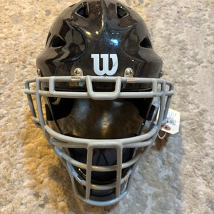 Intermediate Wilson Catcher's Mask (6 3/8" - 7 1/8")