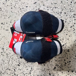 CCM Elbow Pads