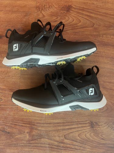 FootJoy Men's HyperFlex Carbon Golf Shoes