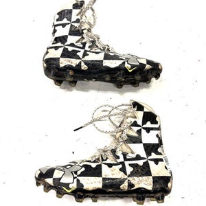 Used Under Armour Adult FB Cleats Black Senior 6.5 11860-S000294280