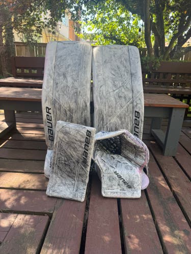35" Bauer M5 Pro Regular Goalie Full Set