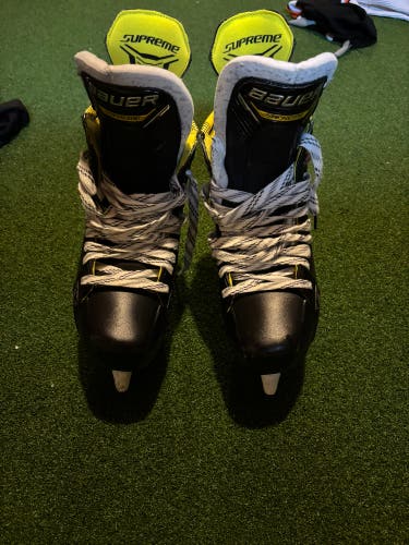 Bauer Supreme M4 Hockey Skates Regular Width 9.5 (Used)