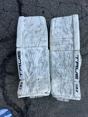 34"  True L12.2 Goalie Leg Pads  (Used)