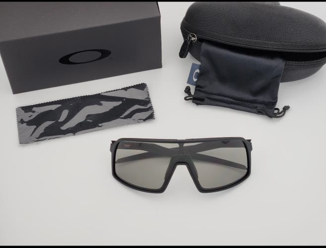Oakley Sutro Shield Sunglasses Matte Black Frame Light Smoke Tint Prizm Lens