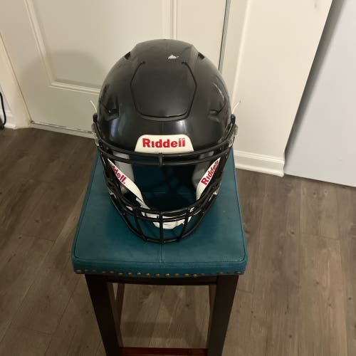 Youth Large Riddell SpeedFlex Helmet (Used)