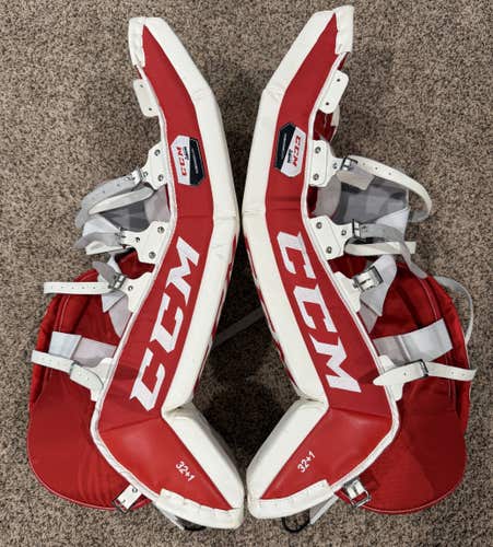32" CCM Extreme Flex 500 Goalie Senior Leg Pads 32+1 (Used)