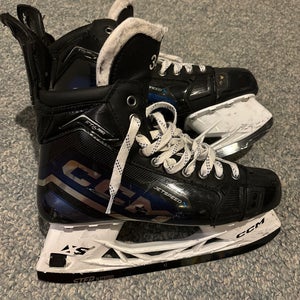 2024 CCM JetSpeed FT6 Pro Hockey Skates Regular Width  Pro Stock 10 (Used)