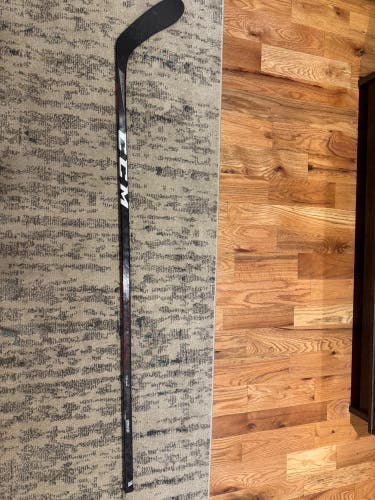 Senior CCM JetSpeed Team Right Handed Hockey Stick P28 Pro Stock (Used)