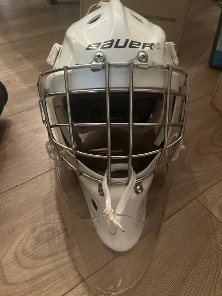 Senior Bauer 940 Goalie Mask Pro Stock (Used)