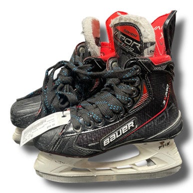 Used Bauer 3X PRO Junior Hockey Skate Black Junior 02 11375-S000362643