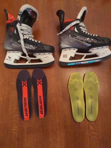 2023 Bauer Vapor 5x pro Hockey Skates Pro Stock Size 6.5 (Used)
