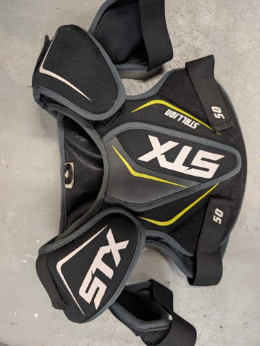 Youth Youth STX Shoulder Pads (Used)