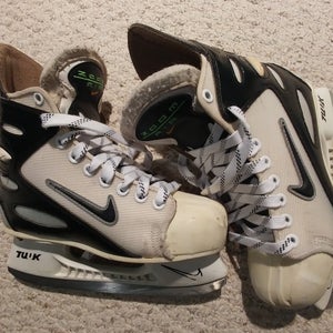 Fedorov Style Nike Air Zoom Vintage Hockey Skates Size 5.5 (Used)