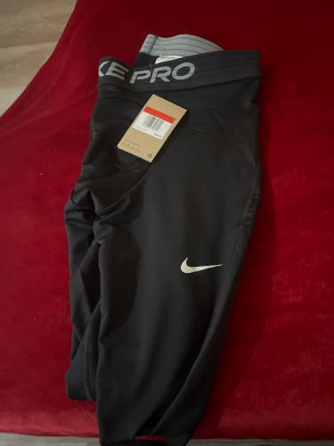 Black Size M 11.0 (W 12.0) Men's Nike (New)